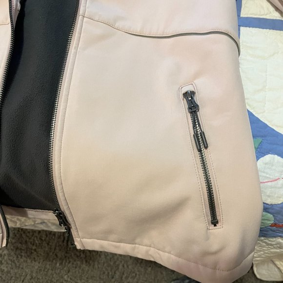 Adorable Pink New Balance Jacket Size Small - Picture 3 of 6